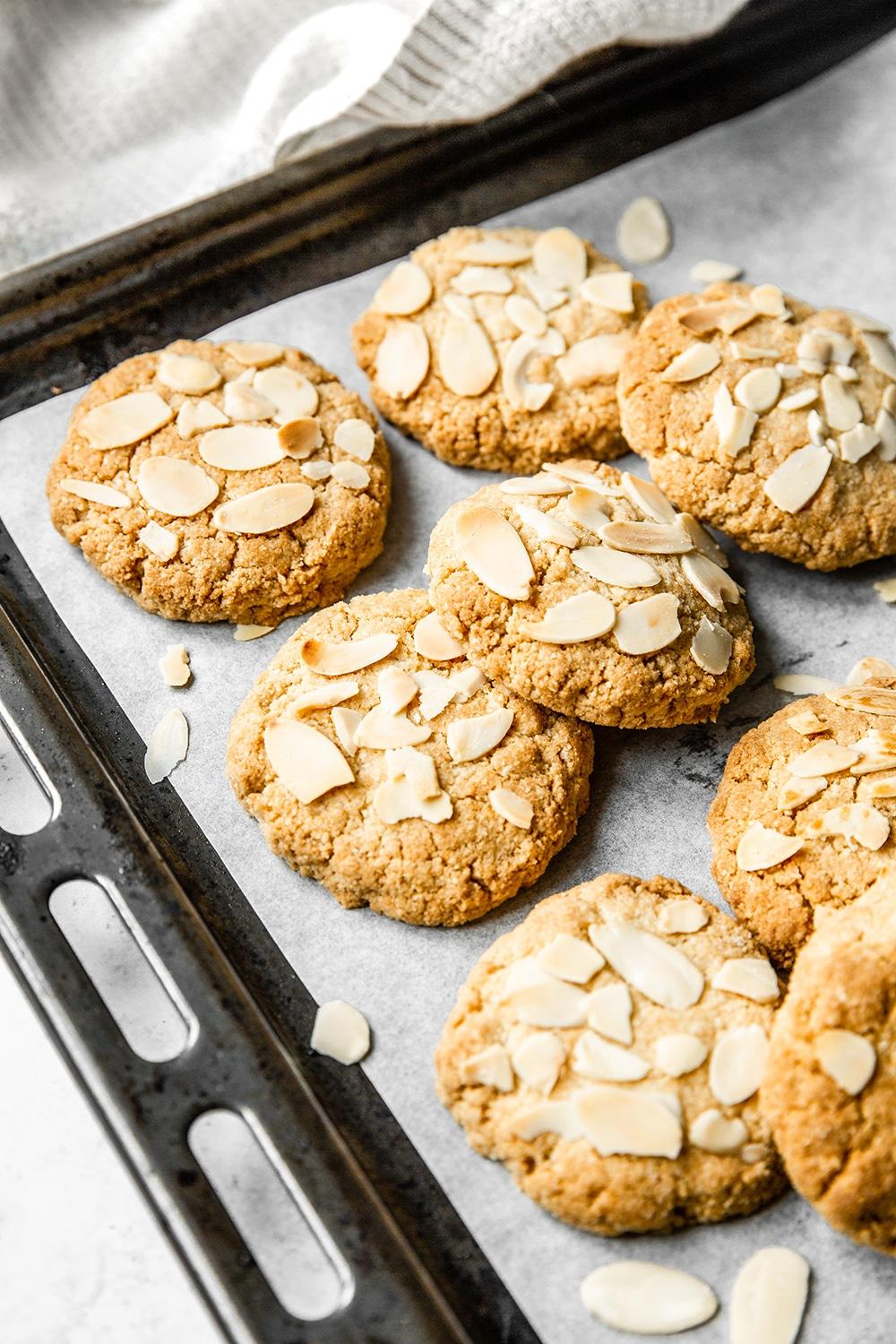 almond cookies